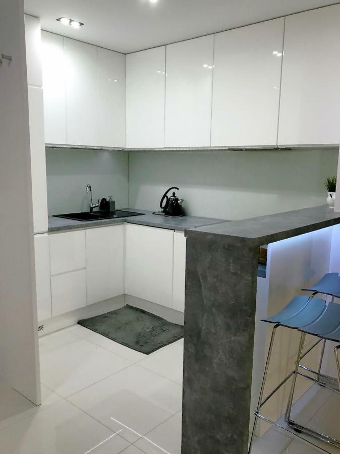 Icon Apartments Centrum 68 ヴロツワフ エクステリア 写真